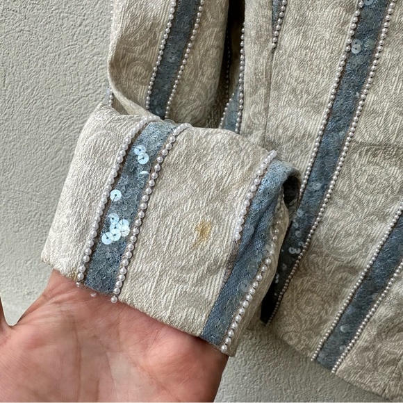 Vintage Salvatore Ferragamo Women’s Pearls and Sequins Blazer Jacket Size Small - Picture 10 of 13